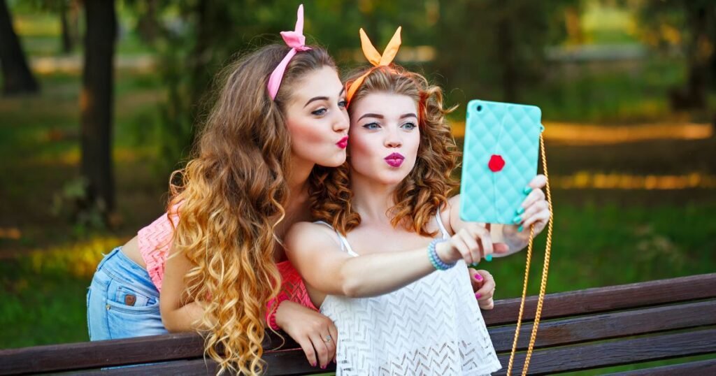 Love Friendship
