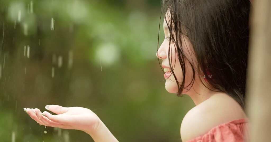 2 line shayari on rain
