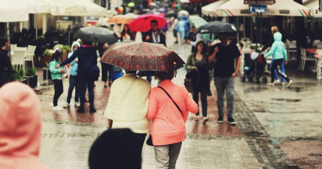 rain shayari romantic
