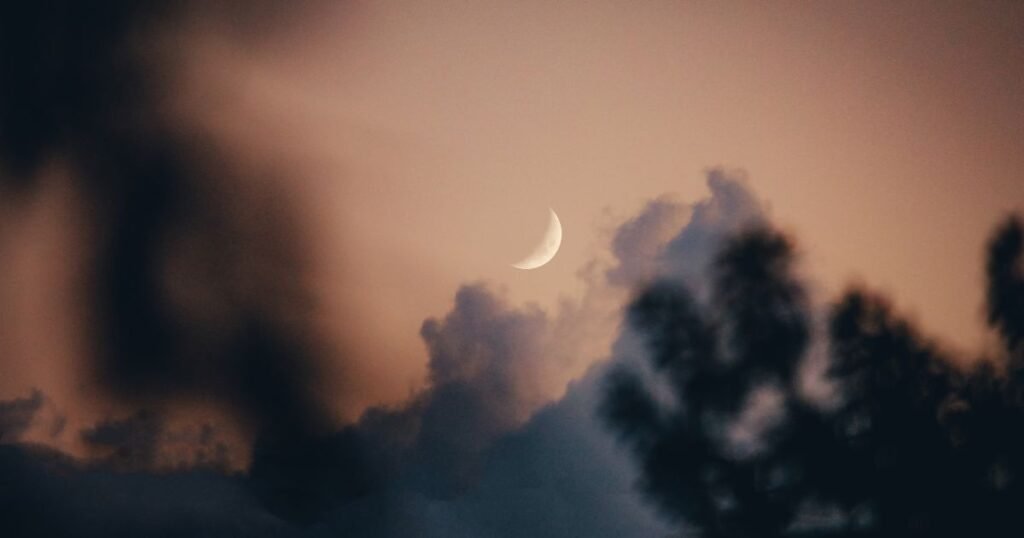 short moon quotes